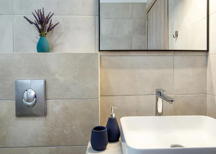 Apartment House Rytha 3 *